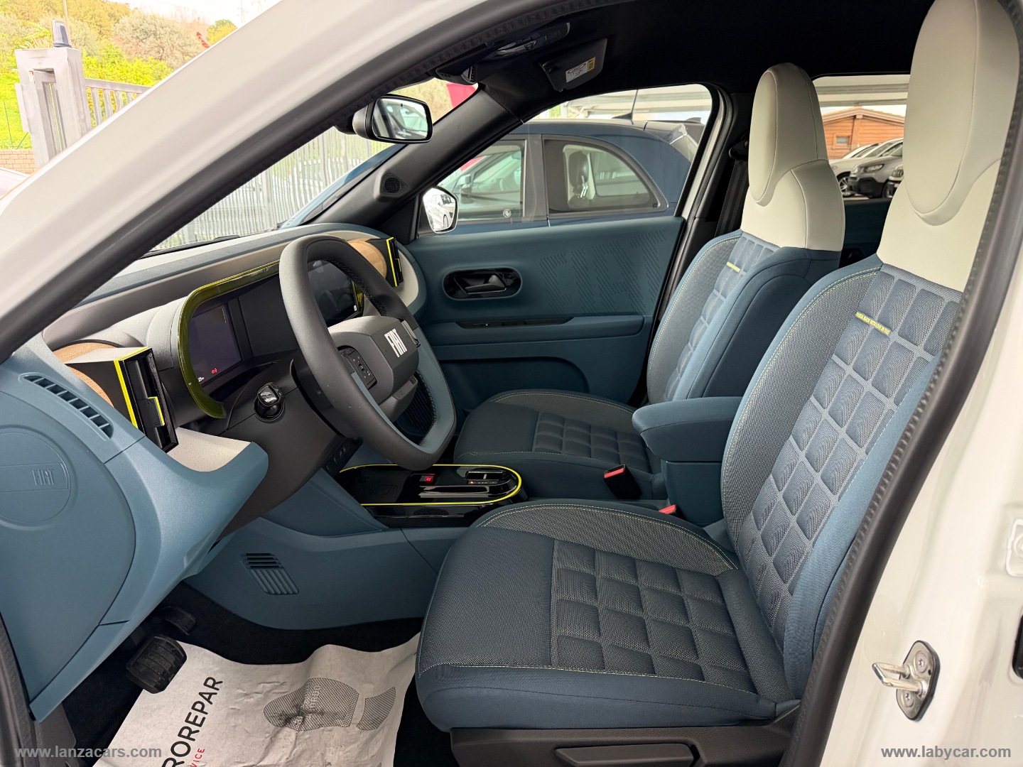 Grande Panda 1.2 Hybrid 110 S&S La Prima - immagine 11