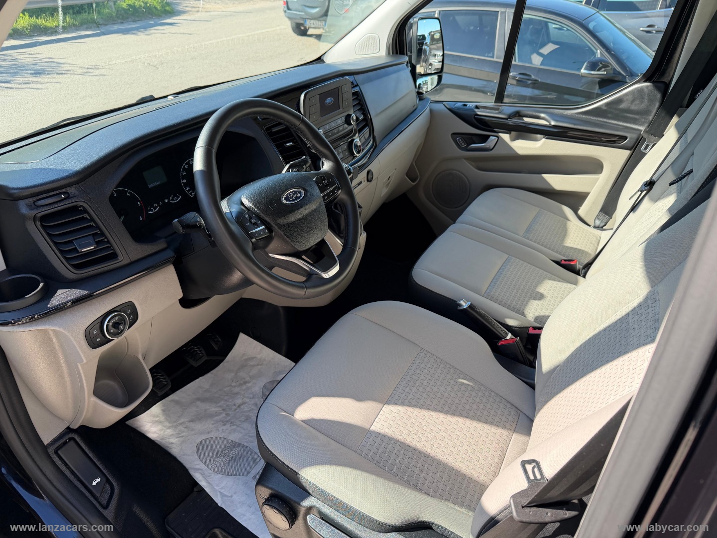 Tourneo Custom 320 2.0 TDCi 105 PL Trend - immagine 11