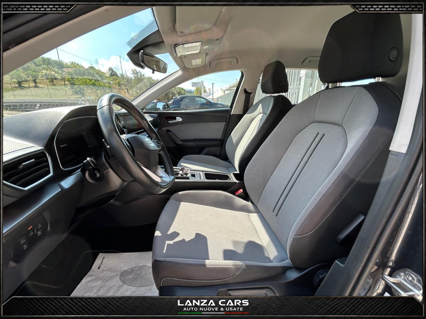 Leon ST 2.0 TDI 150CV DSG Business - immagine 11