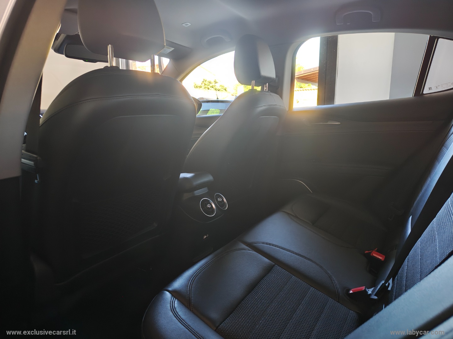 Stelvio 2.2 T.diesel 180 CV AT8 Q4 Exec. - immagine 11