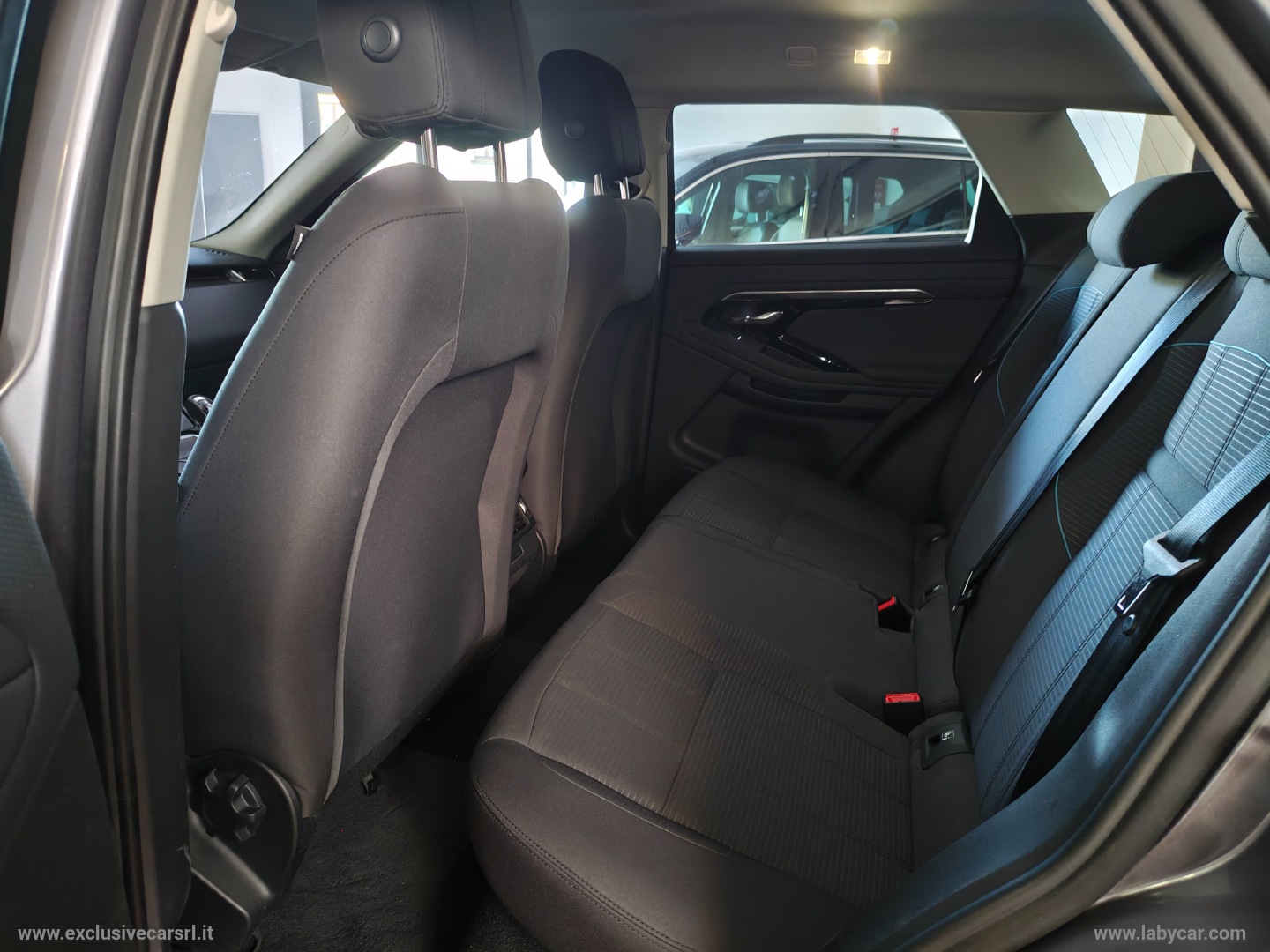 RR Evoque 2.0D I4 163 CV AWD Auto S - immagine 11