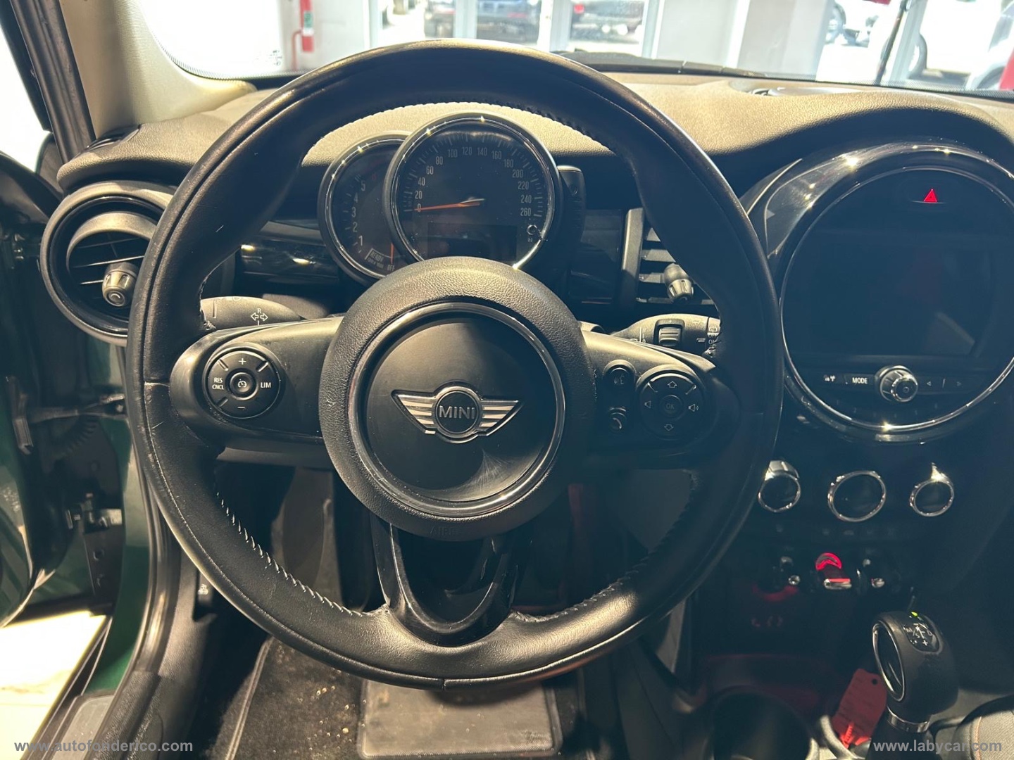 Mini Cooper D 5 porte - immagine 11