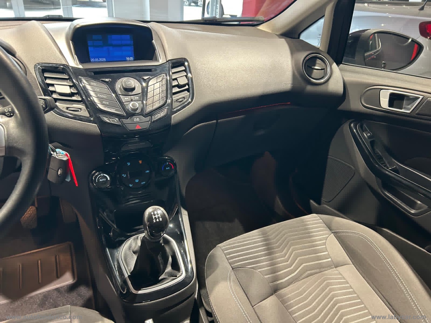 Fiesta 1.6 TDCi 95 CV 3p. Individual - immagine 11