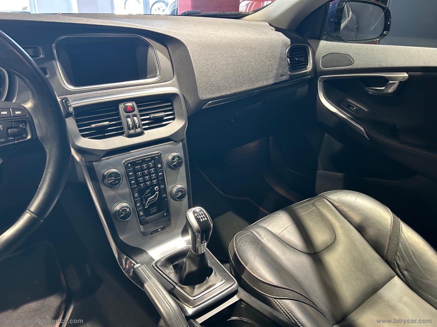 V40 D2 1.6 Volvo Ocean Race - immagine 11