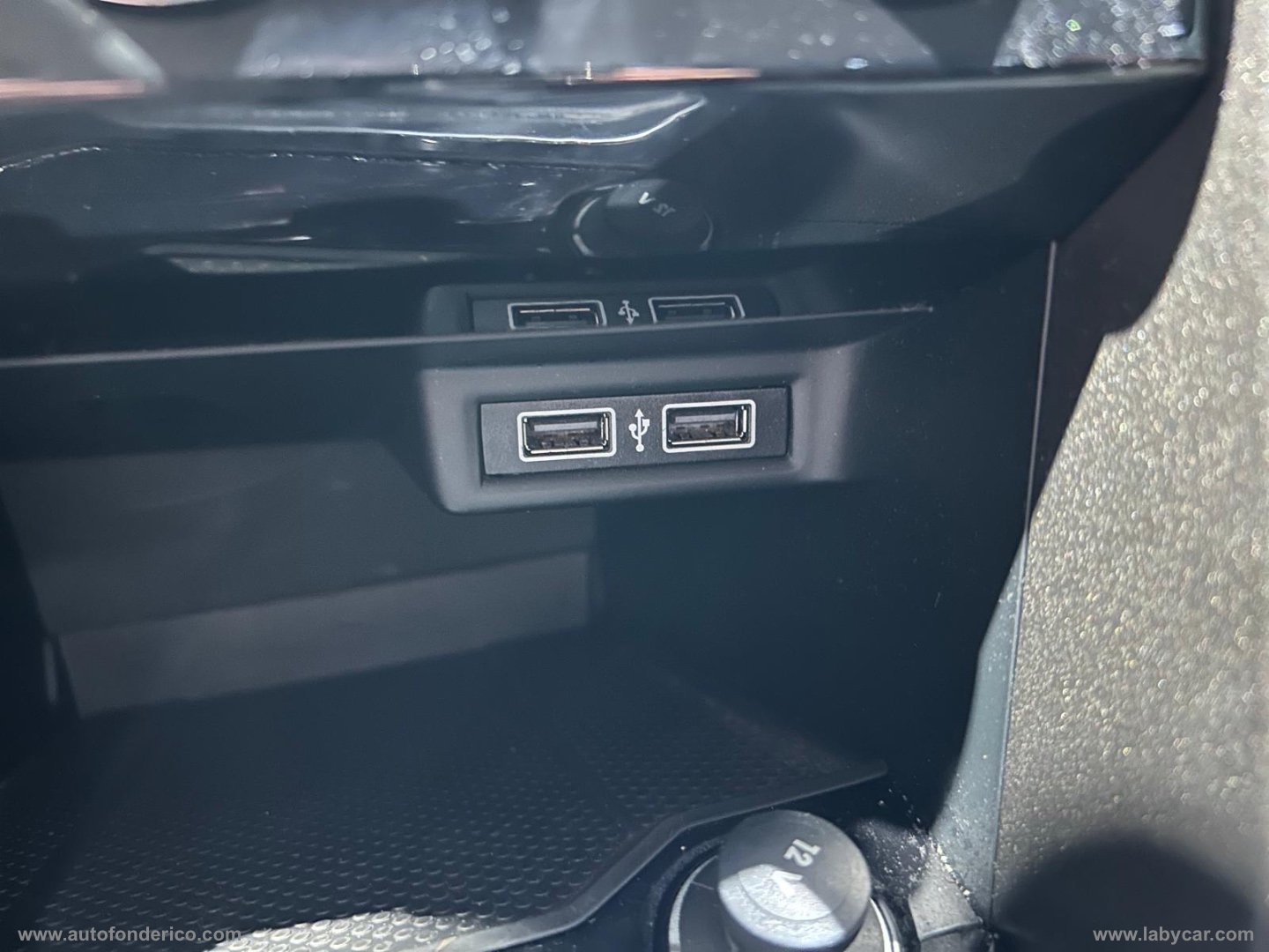 T-Roc 1.6 TDI SCR Style BlueMotion Tech. - immagine 11
