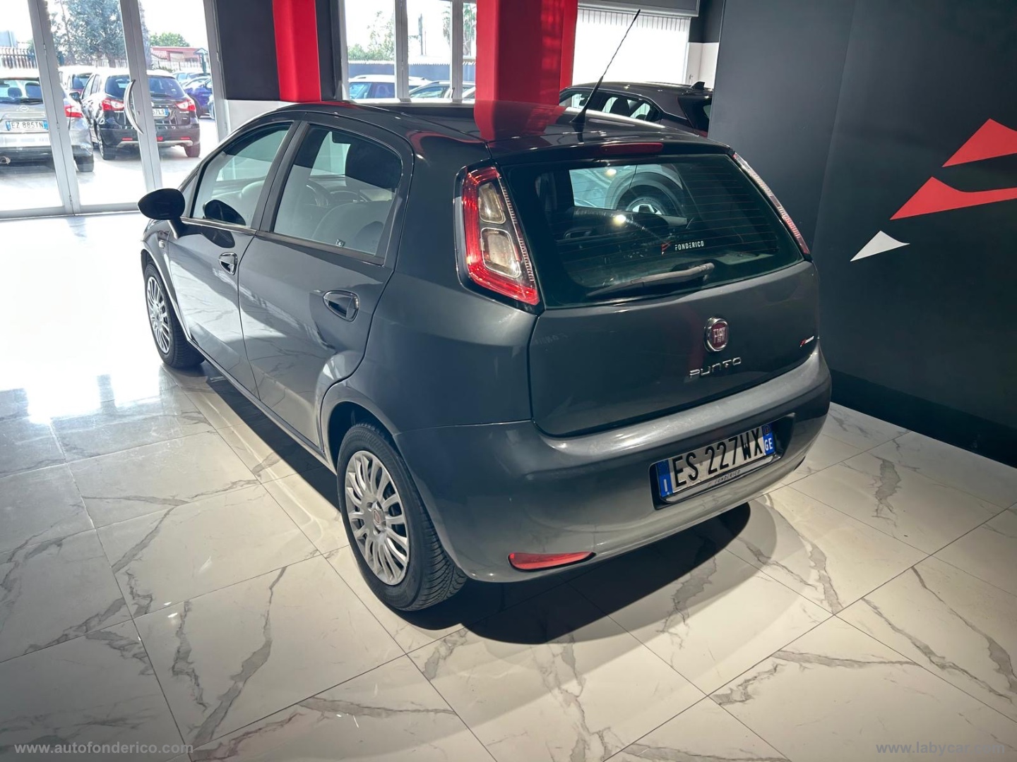 Punto 1.3 MJT II S&S 85 CV 5p.ECO Street - immagine 11