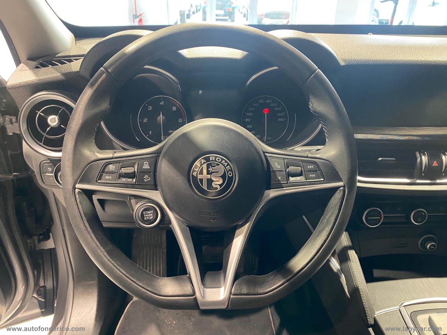 Stelvio 2.2 Diesel 210 CV AT8 Q4 EXECUTIVE - immagine 11