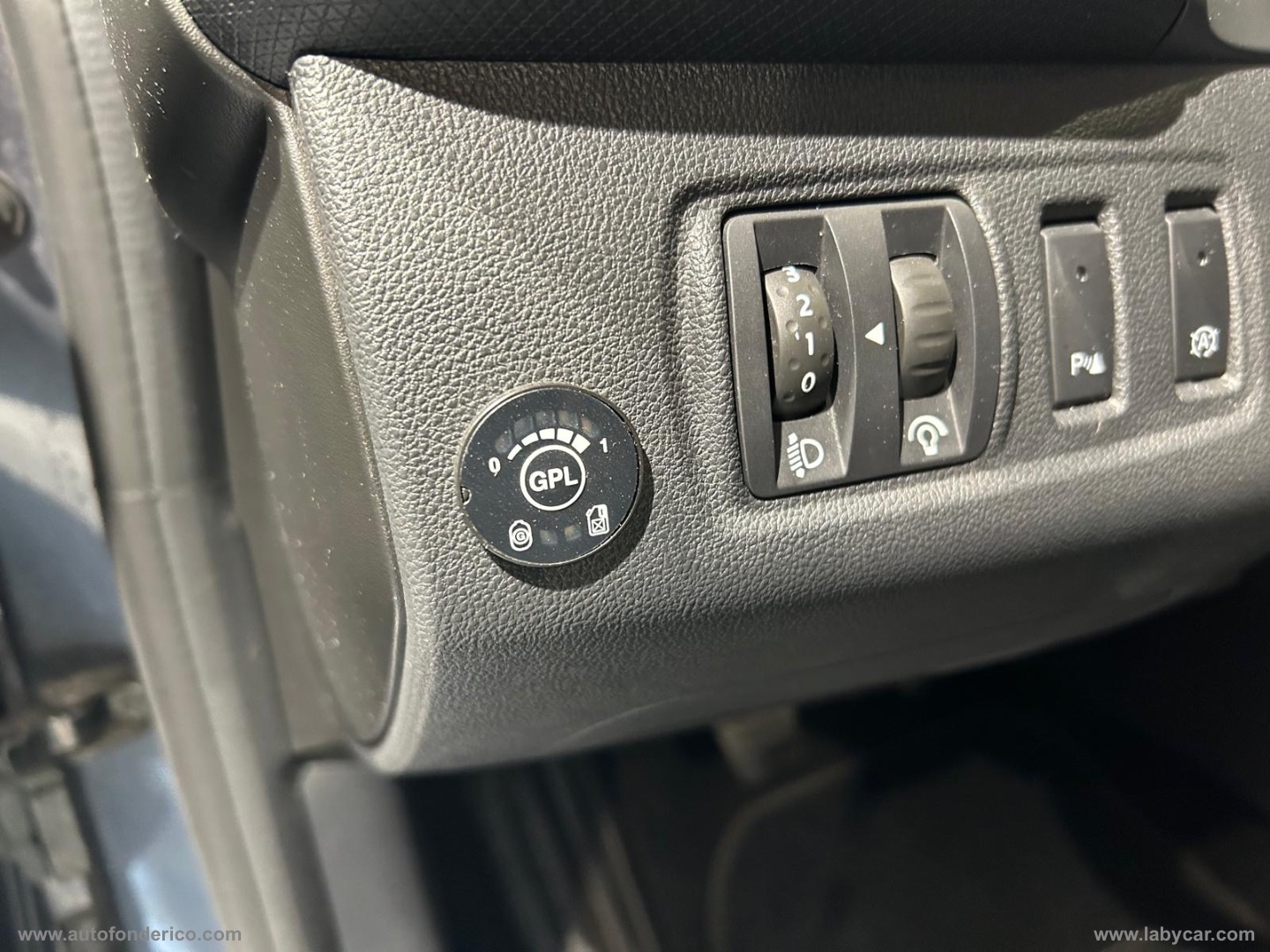 Clio TCe 12V 90 CV GPL S&S 5p. Ener.Life - immagine 11