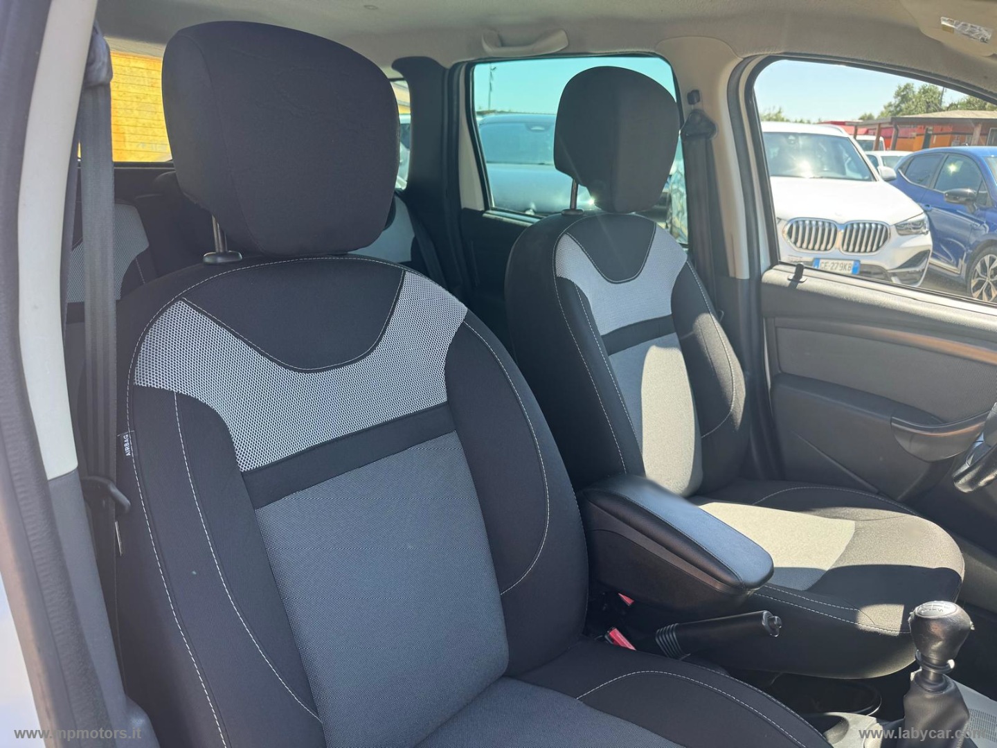 DUSTER LAUREATE 1.5 dCi 110 CV - immagine 11
