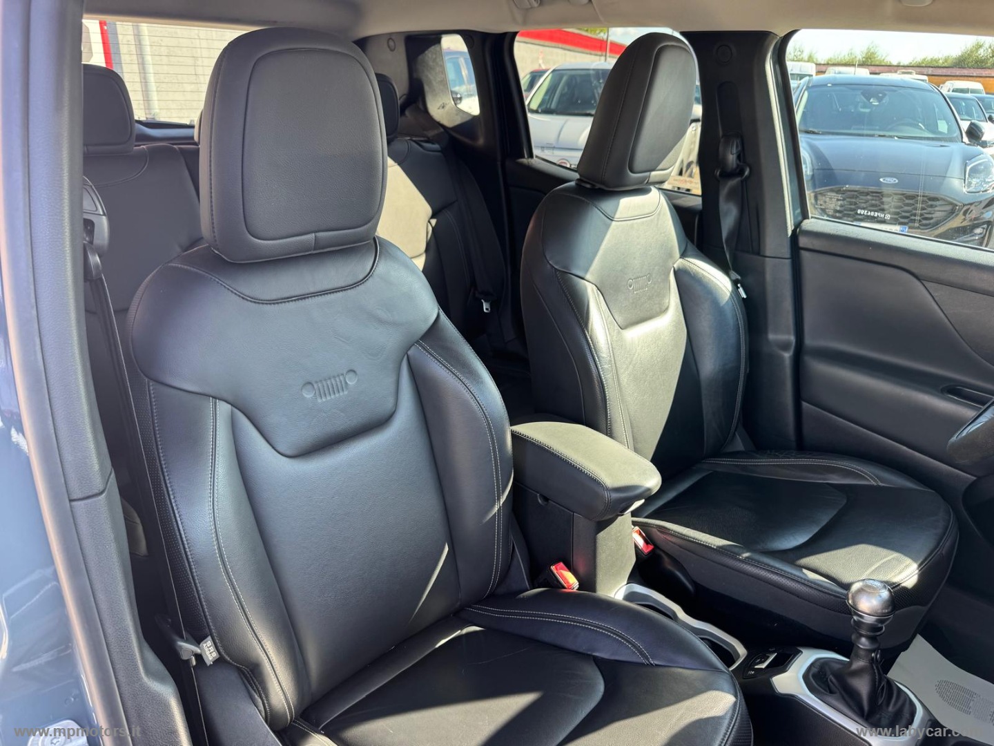 RENEGADE LIMITED 4X4 2.0 MJ 140CV - immagine 11