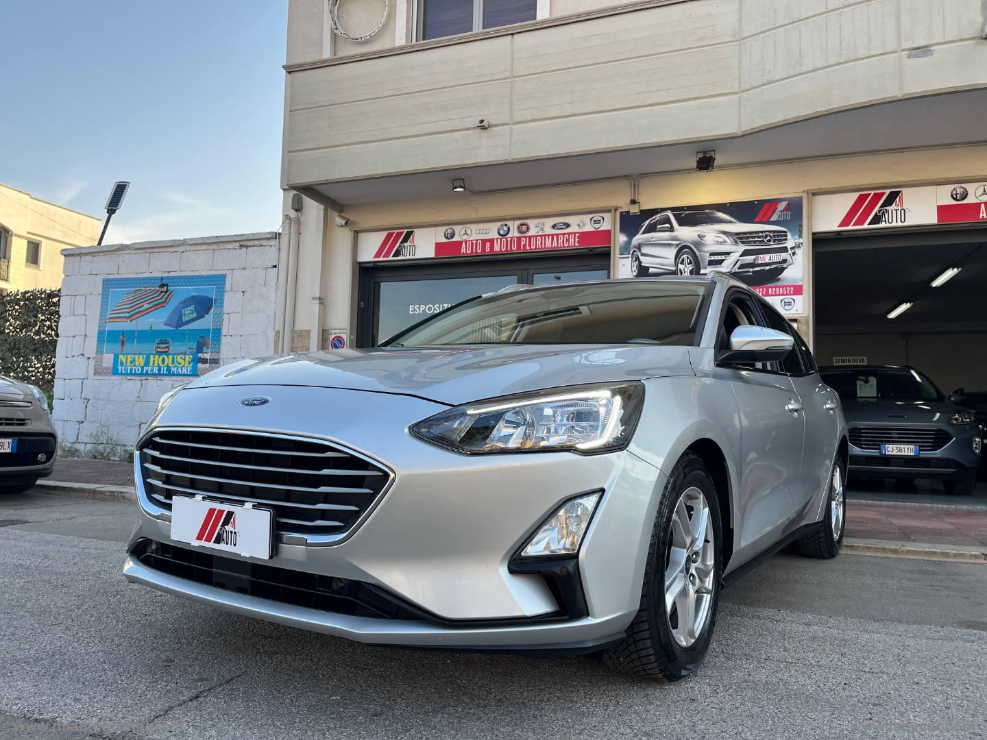 Focus 1.5 EcoBlue 120CV aut. SW Business - immagine 11