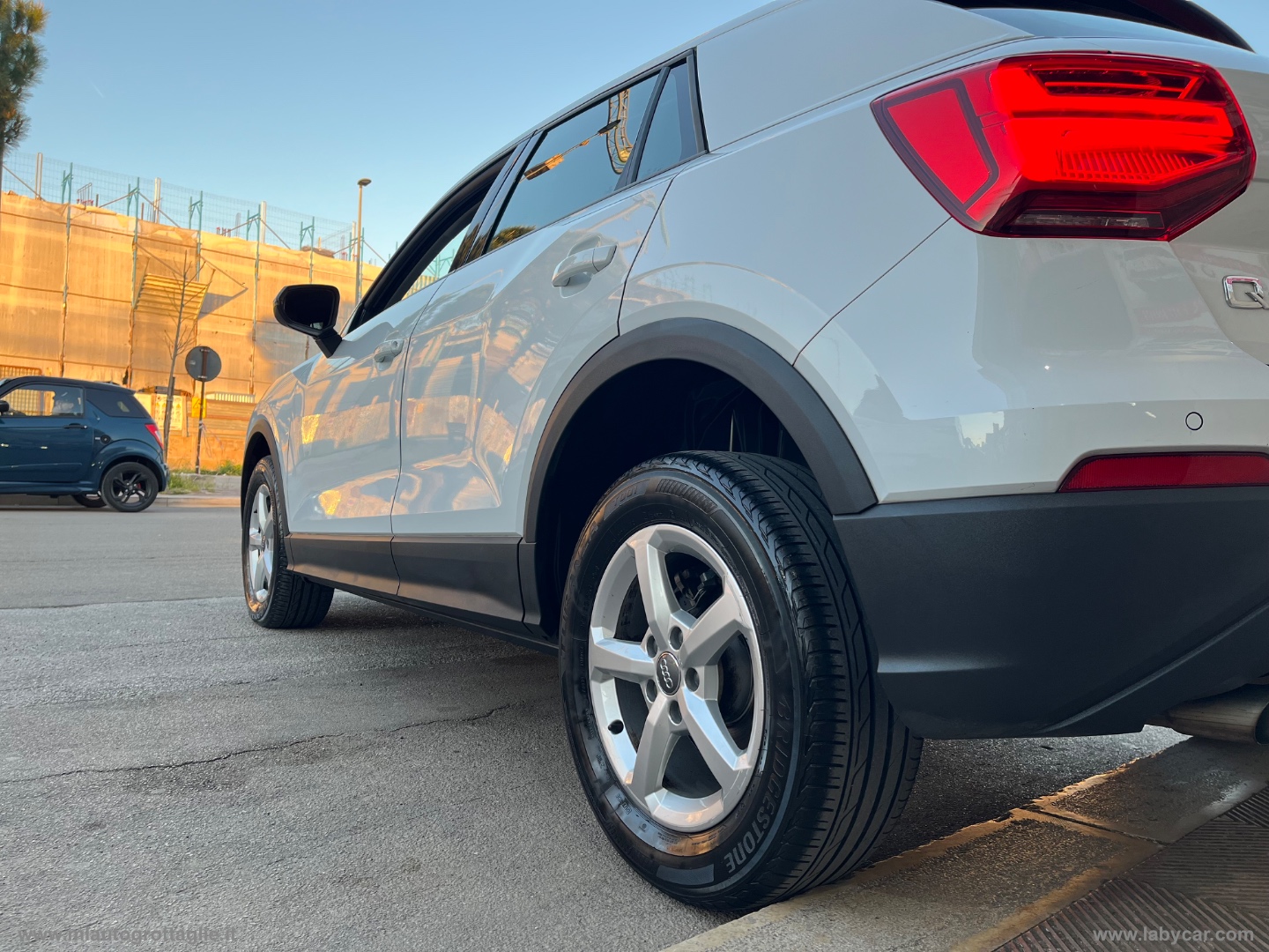 Q2 30 TDI S tronic Business Design - immagine 11