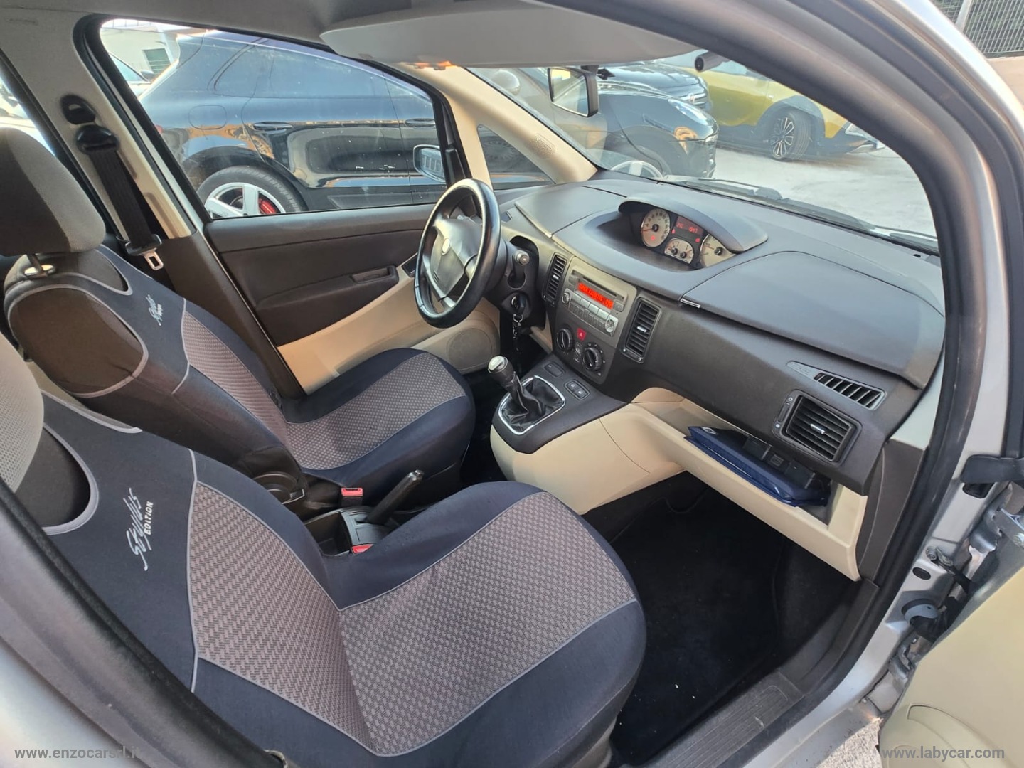 Musa 1.3 MJT 16V 90 CV Oro - immagine 11