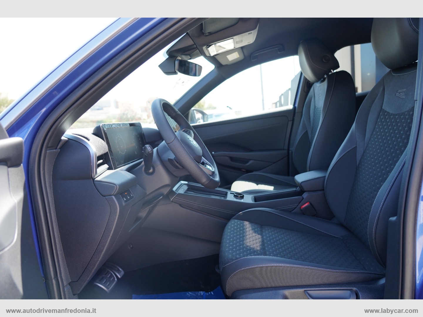 T-Roc 1.5 TSI ACT R-Line - immagine 11