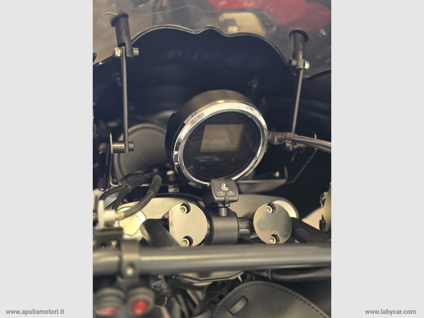 XV 950 - immagine 11