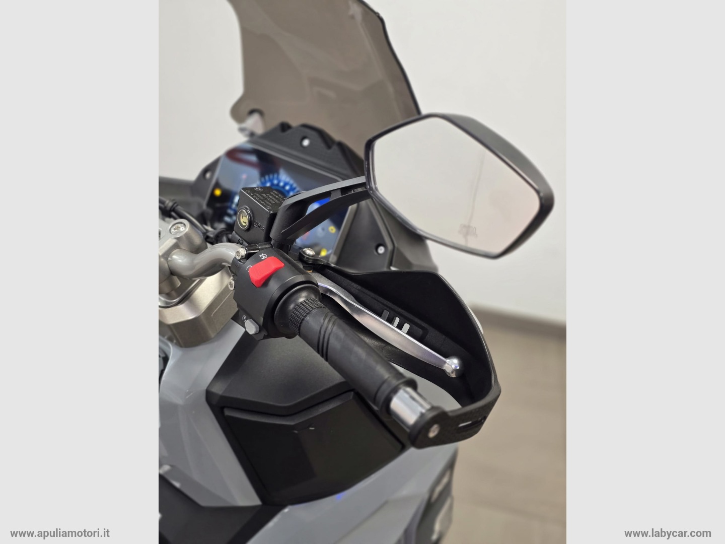 ADX 300 - immagine 11