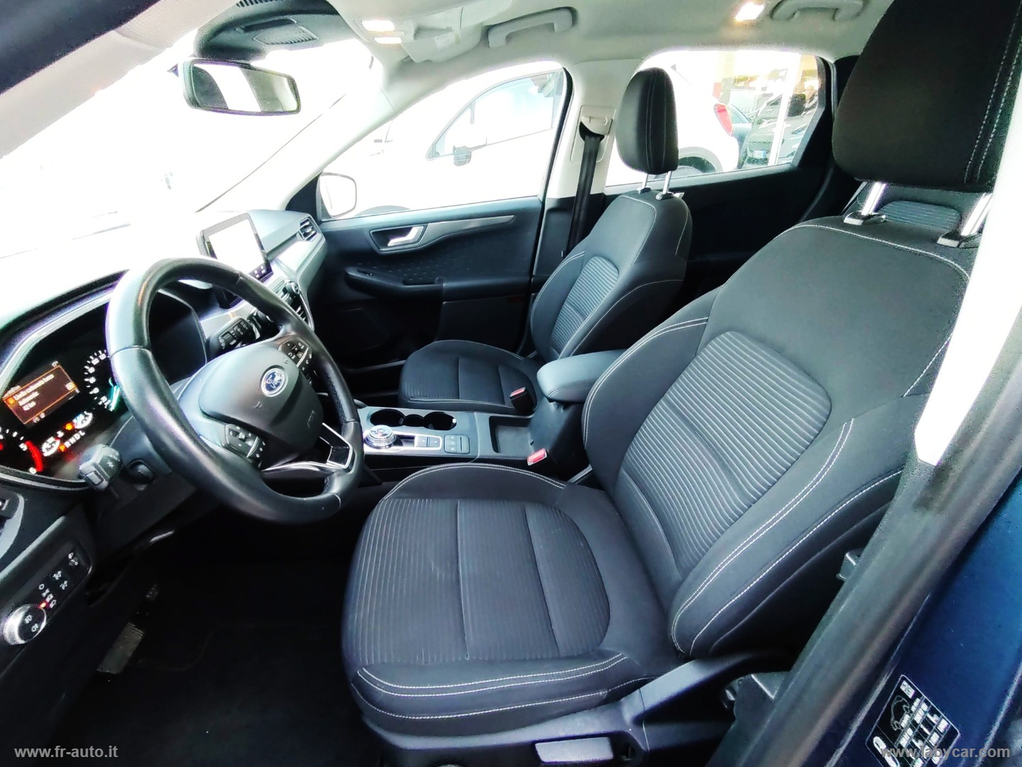 Kuga 1.5 EcoBl. 120CV aut. 2WD ST-Line X - immagine 11