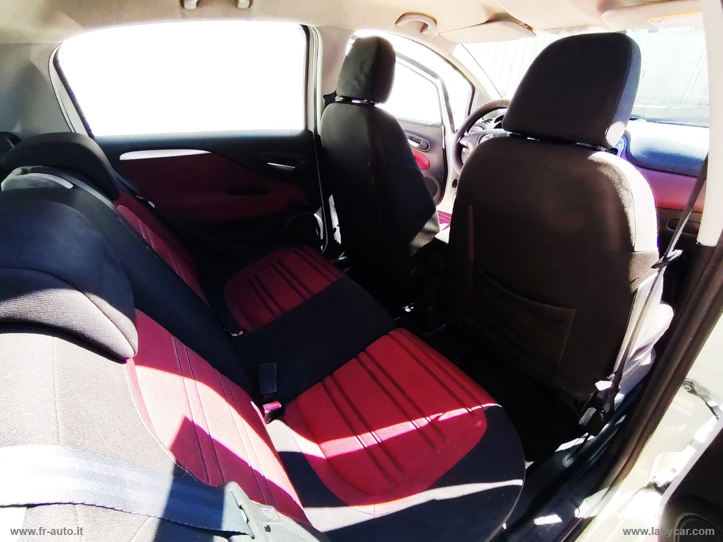 Punto Evo 1.4 5p. Active GPL - immagine 11