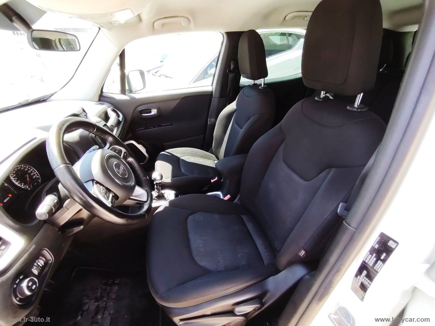 Renegade 1.6 Mjt 120CV Limited - immagine 11