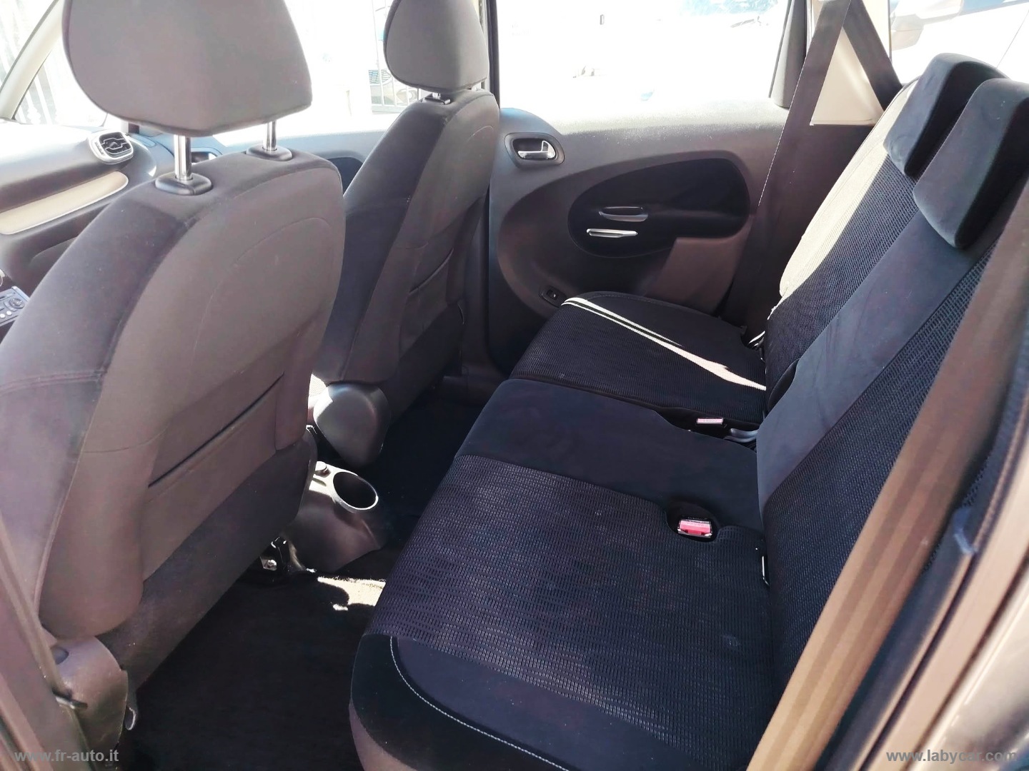 C3 Picasso 1.6 HDi 90 Exclusive Theatre - immagine 11
