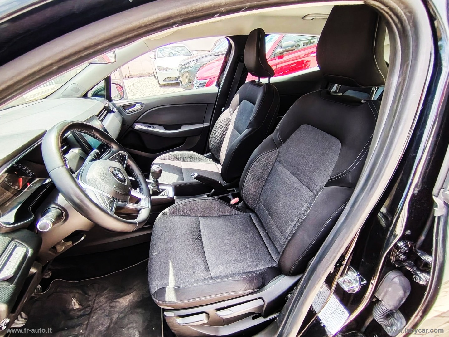 Clio TCe 12V 100 CV GPL 5p. Life - immagine 11