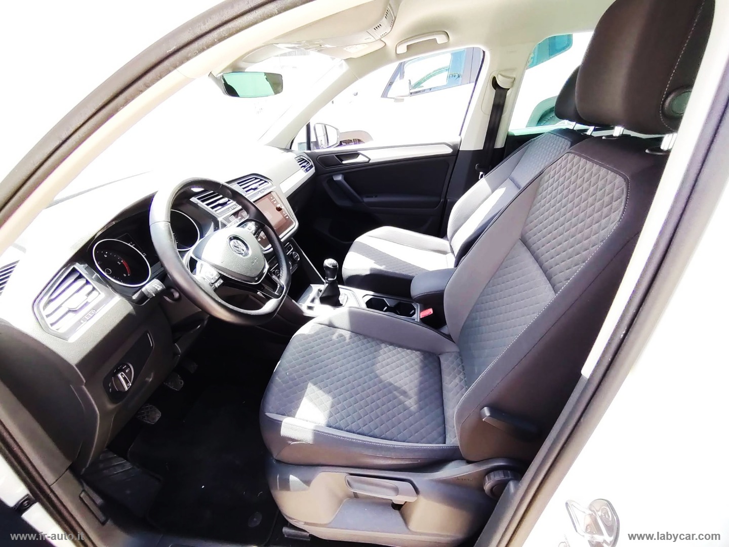 Tiguan 1.6 TDI Sport BMT - immagine 11