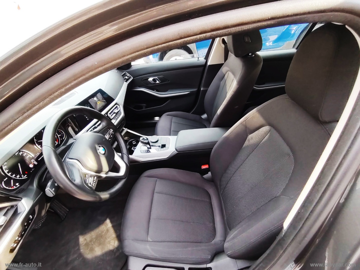 318d Touring Msport - immagine 11