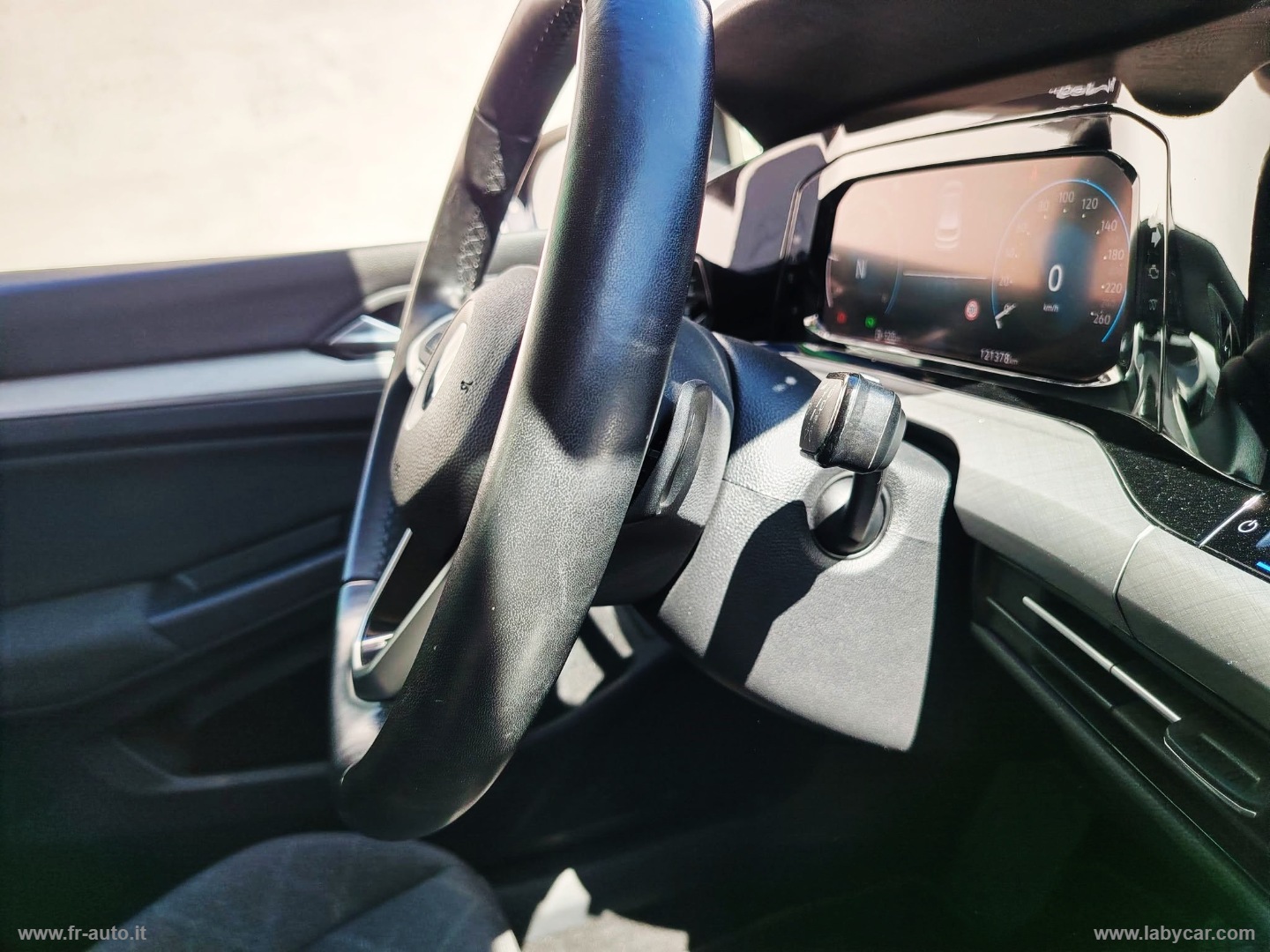 Golf 2.0 TDI DSG SCR Style - immagine 11