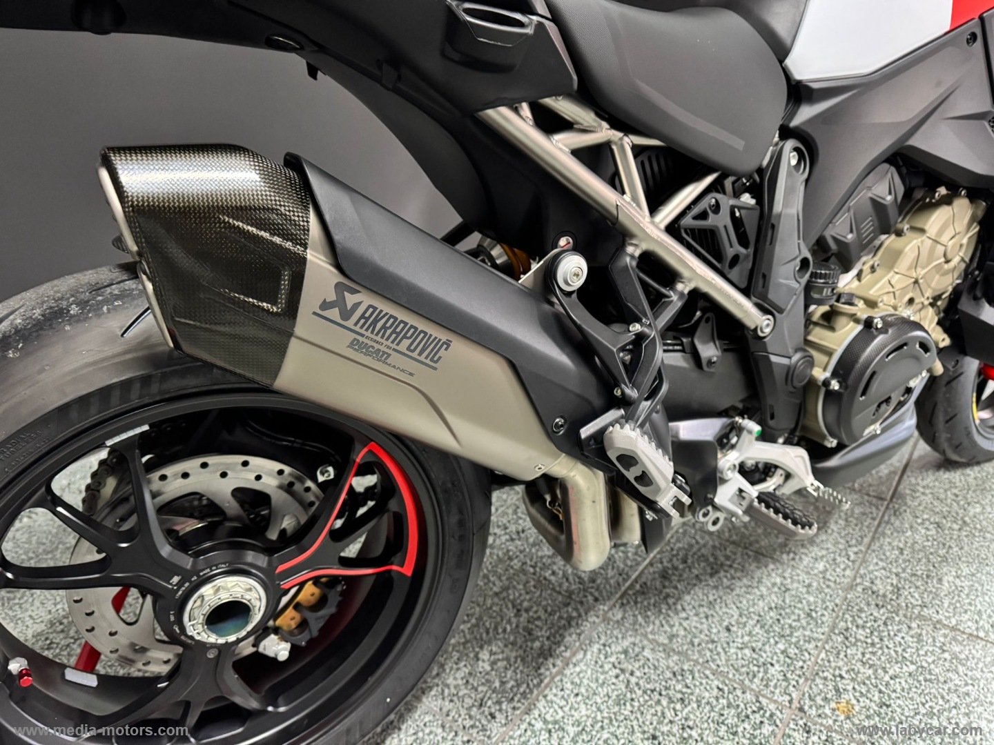 MULTISTRADA V4 RS - immagine 11