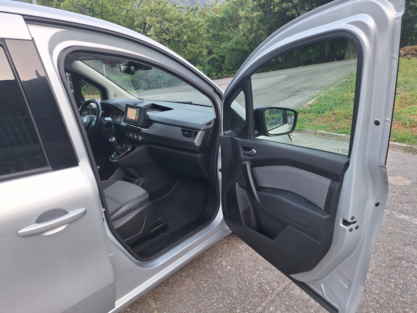 Kangoo 1.5 Blue dCi 95CV RETROCAMERA--VETTURA-- - immagine 11