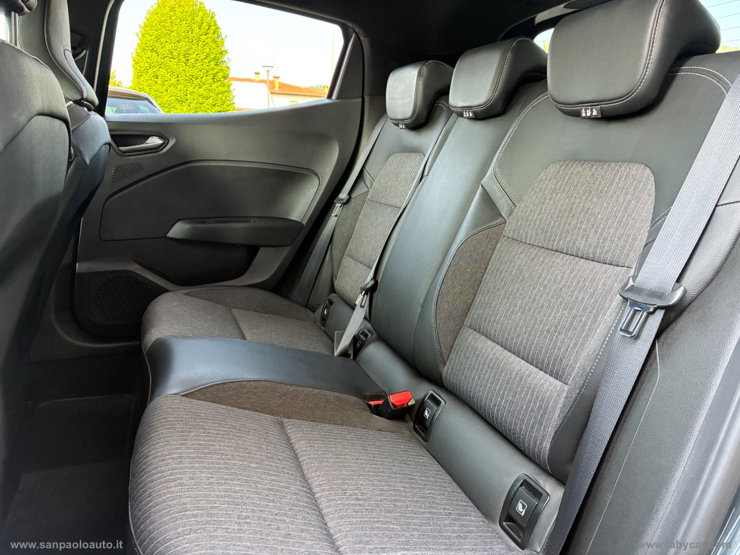 Clio TCe 90 CV 5p. Zen - immagine 11