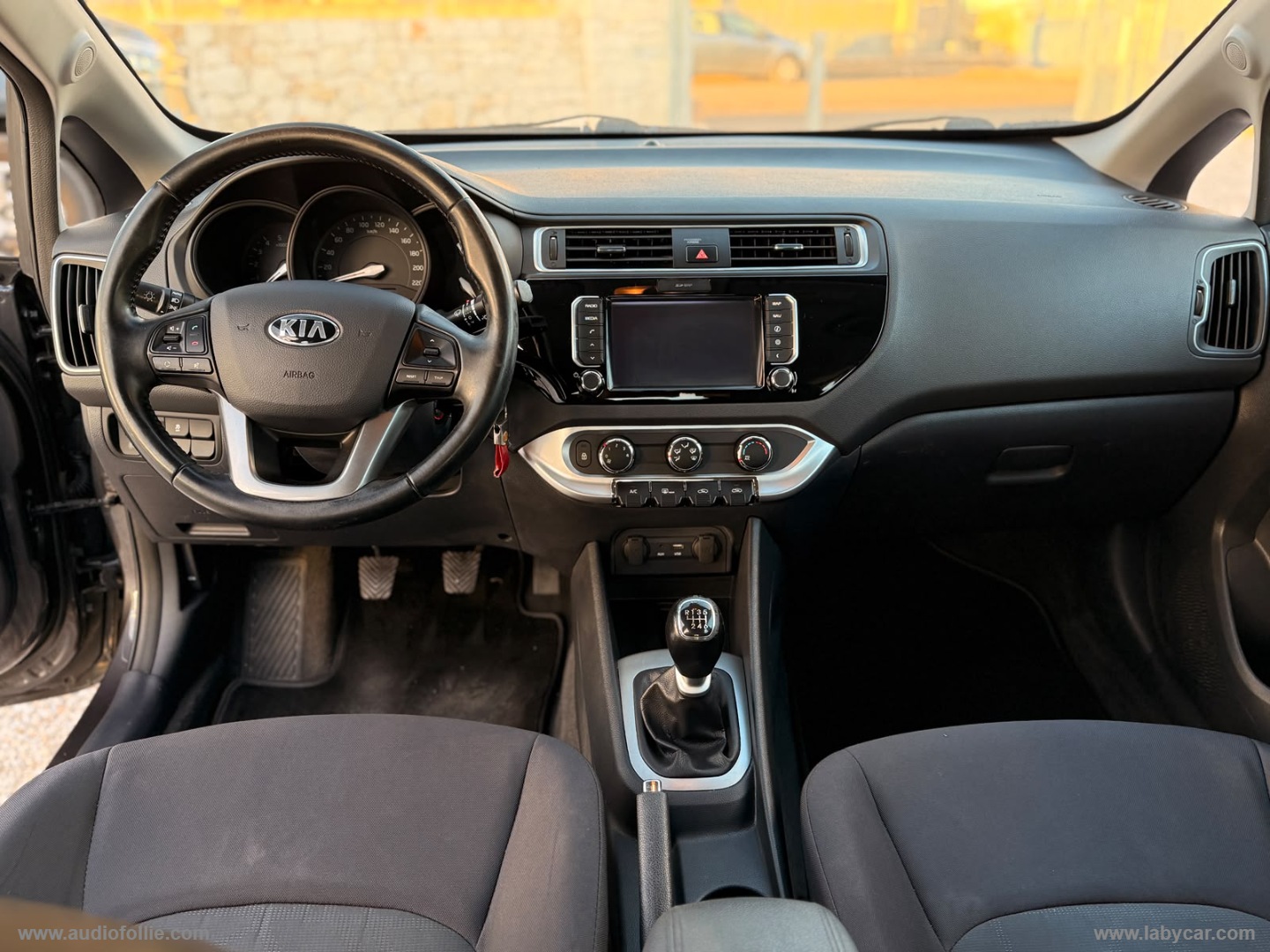 Rio 1.4 CRDi 5p.S&S High Tech - immagine 11