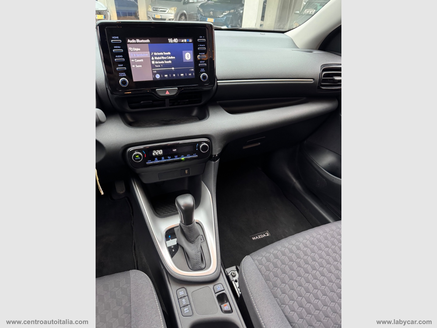 Mazda2 Hybrid 1.5 VVT Pure - immagine 11