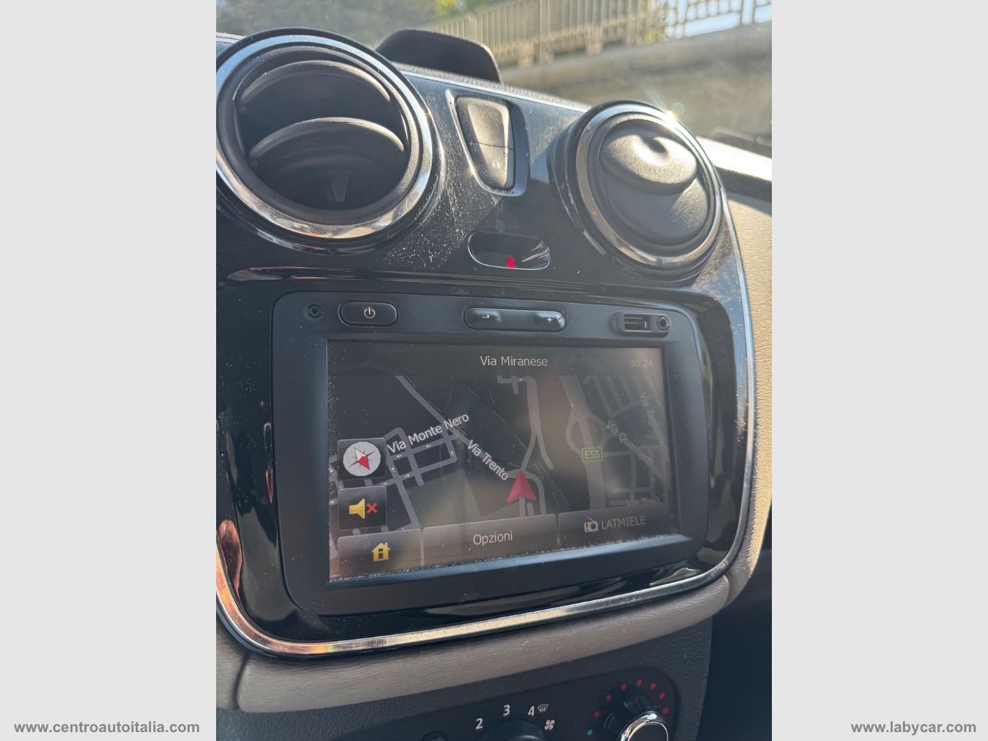 Logan 1.5 dCi 8V 90 CV Ambiance 7 POSTI - immagine 11