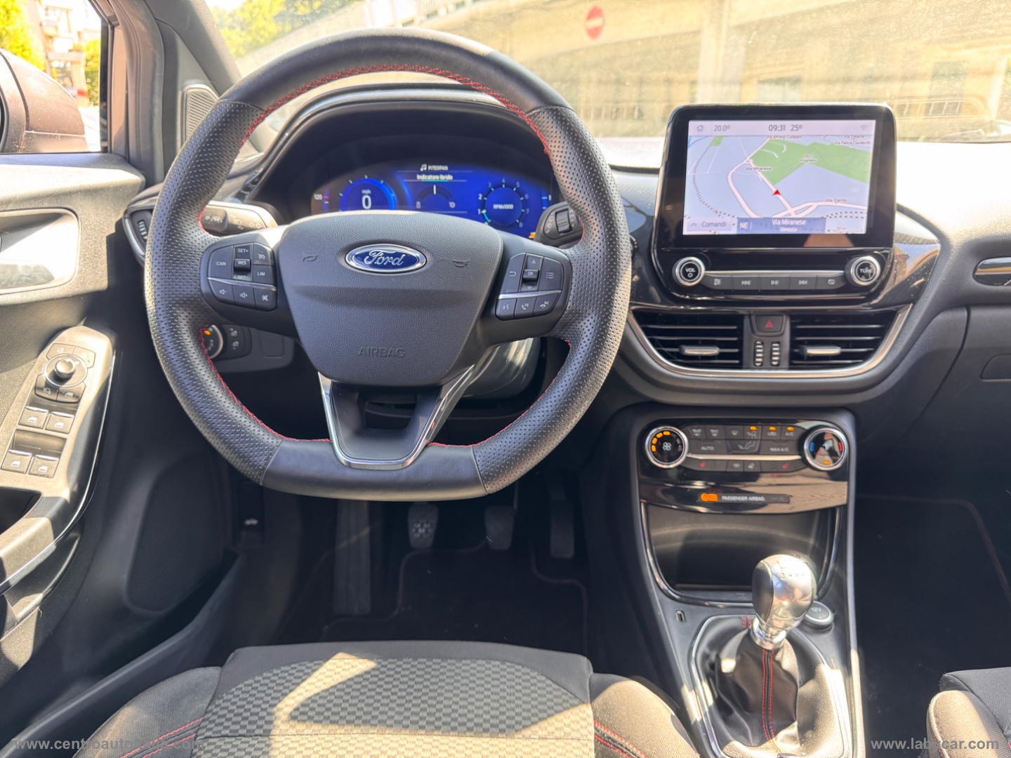 Puma 1.0 EcoBoost Hyb. 125 CV ST-LINE - immagine 11