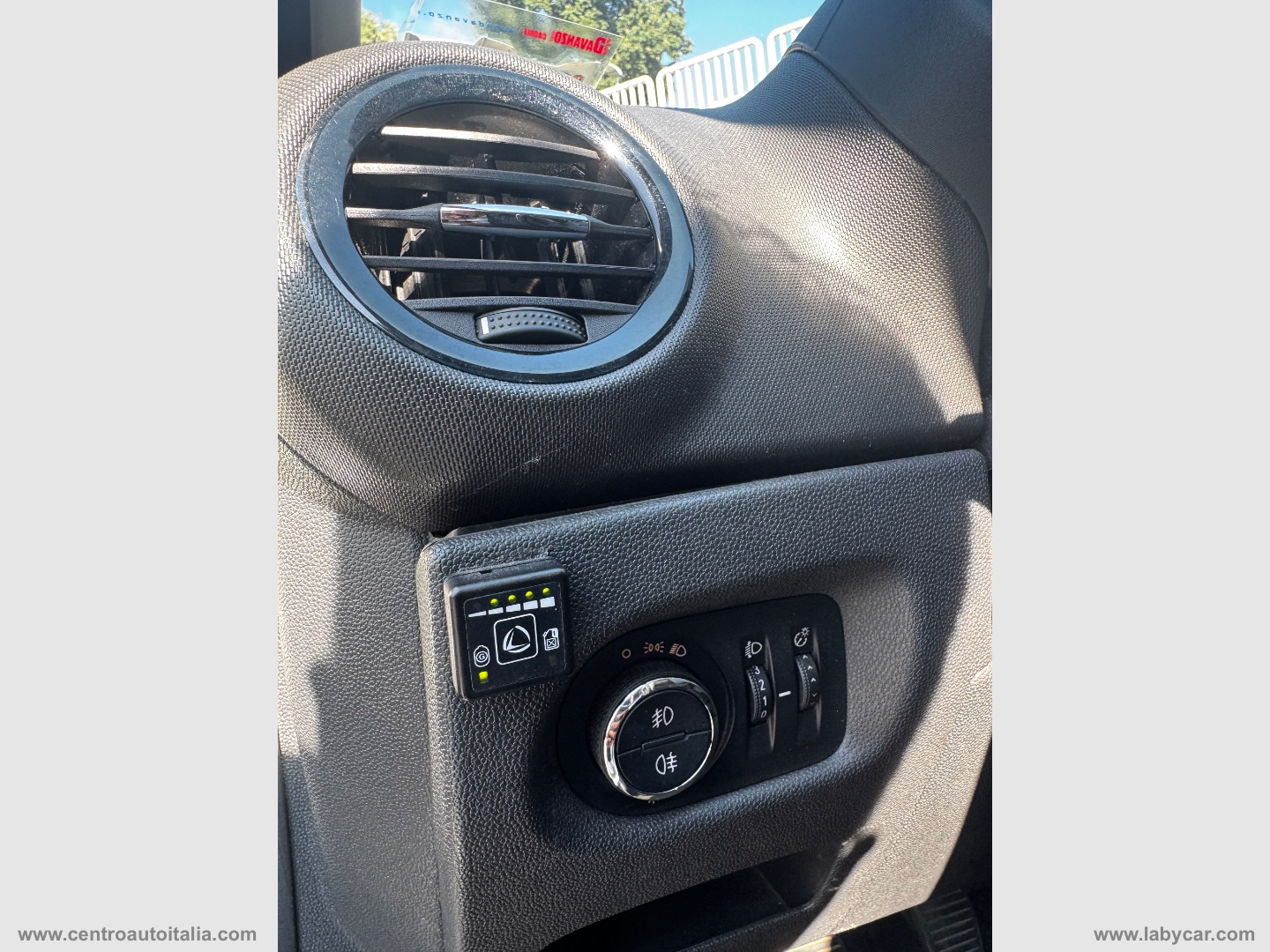 Corsa 1.2 80 CV 5p. GPL-TECH Edition - immagine 11