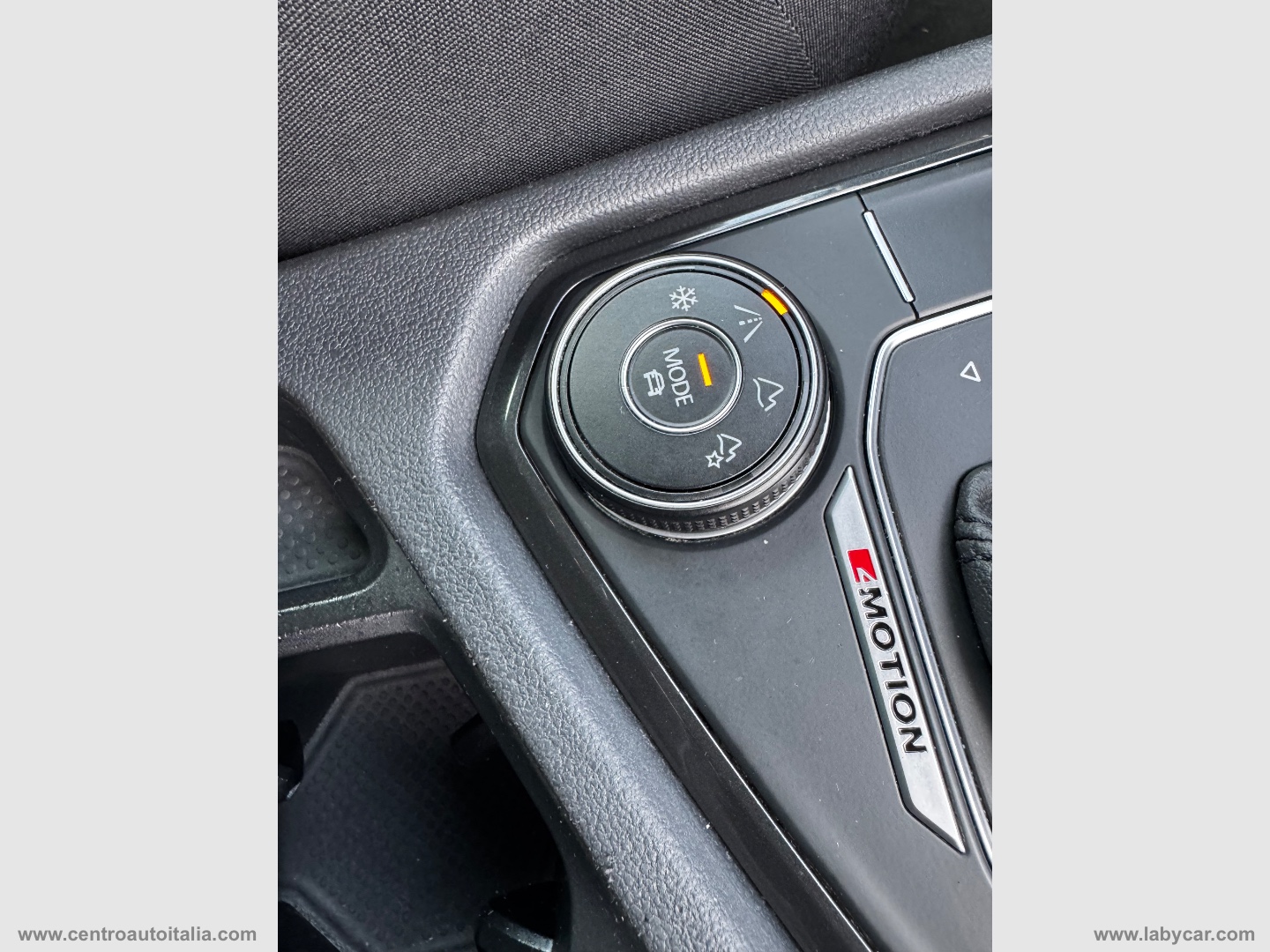 Tiguan 2.0 TDI DSG 4MOTION Advanced BMT - immagine 11