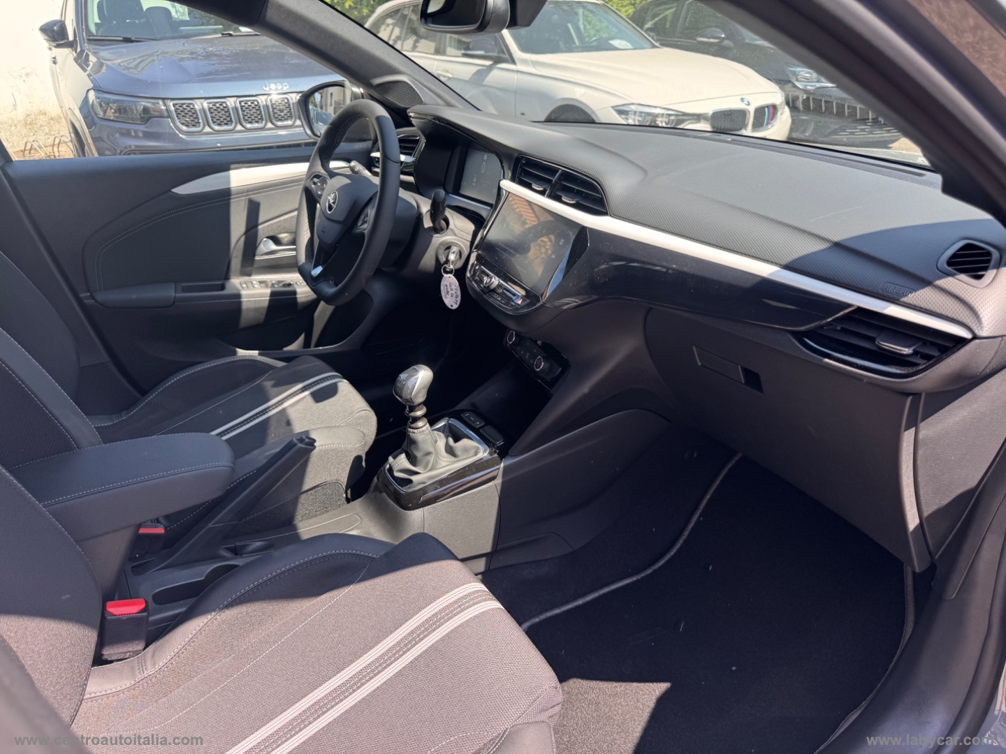 Corsa 1.2 GS - immagine 11
