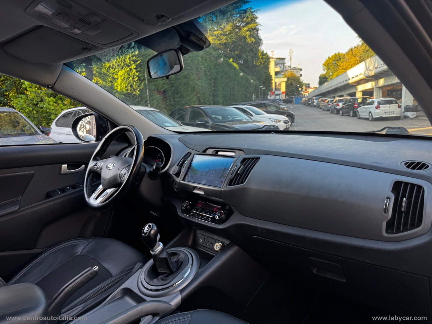 Sportage 2.0 CRDI AWD Pure Rebel - immagine 11