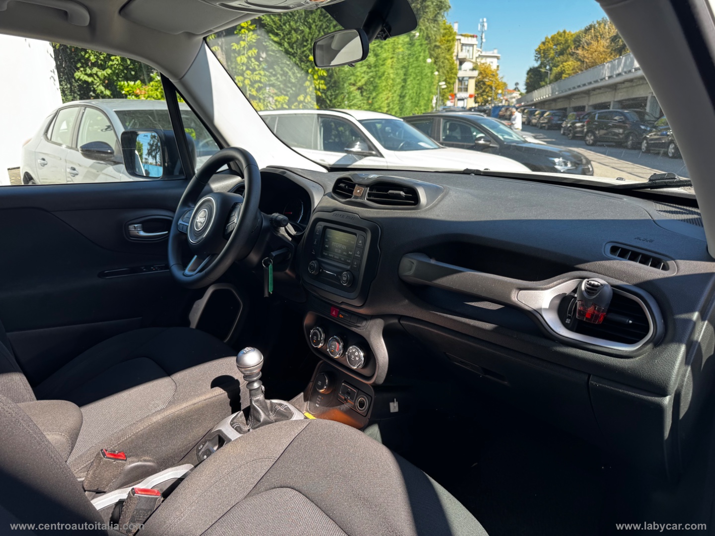 Renegade 2.0 Mjt 4WD Active Drive Sport - immagine 11