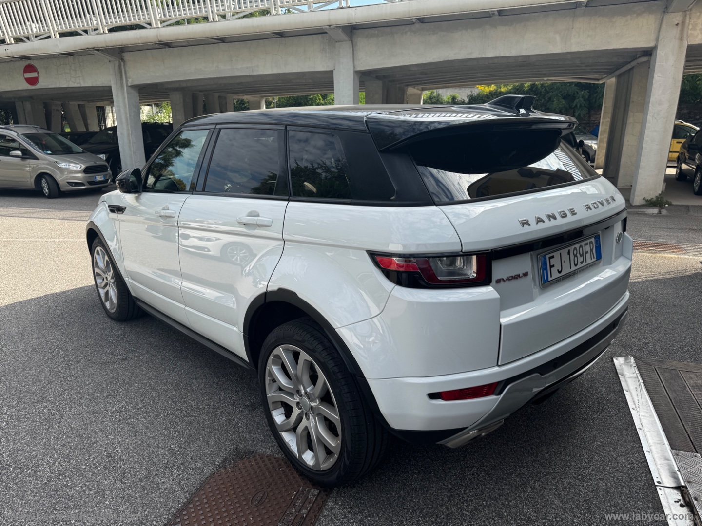 RR Evoque 2.0 TD4 150 5p Bs Ed.Prem.Pure - immagine 11