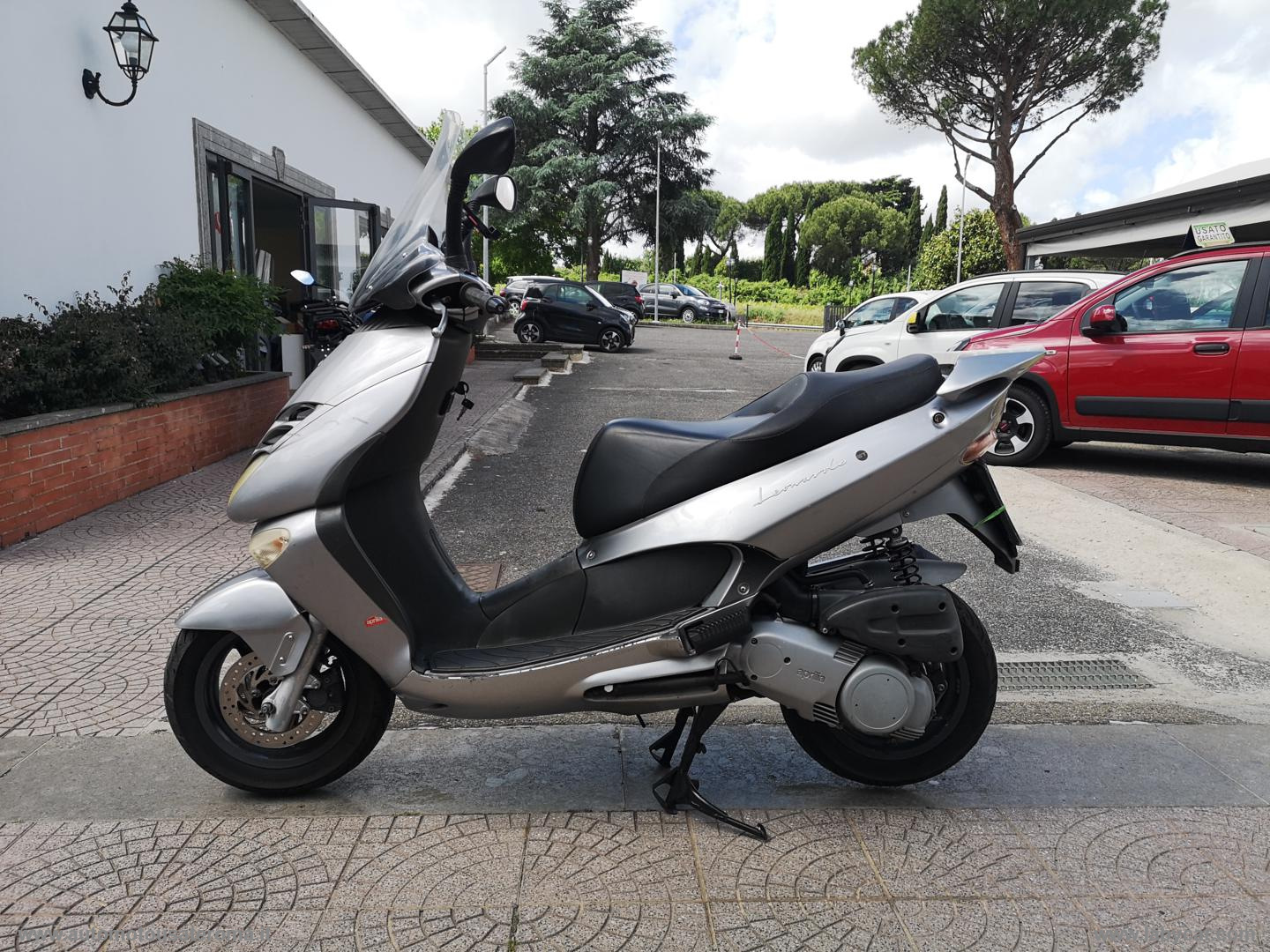 Leonardo 150 ST RATE AUTO MOTO SCOOTER - immagine 11