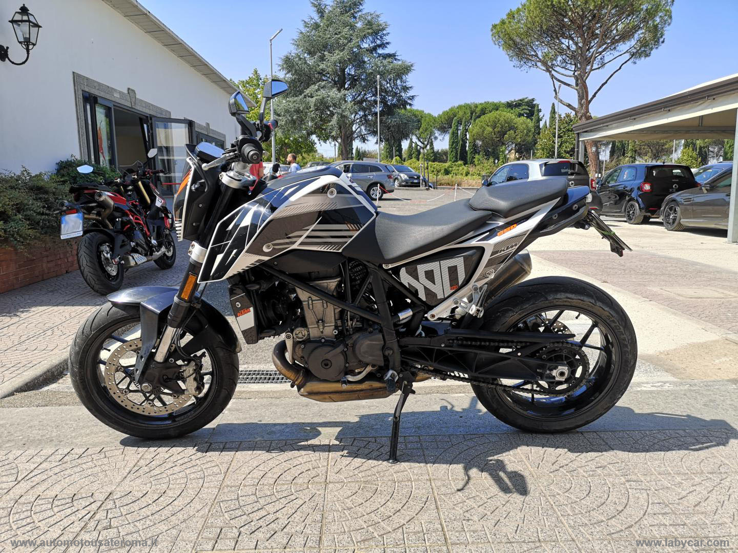 690 Duke R RATE AUTO MOTO SCOOTER - immagine 11