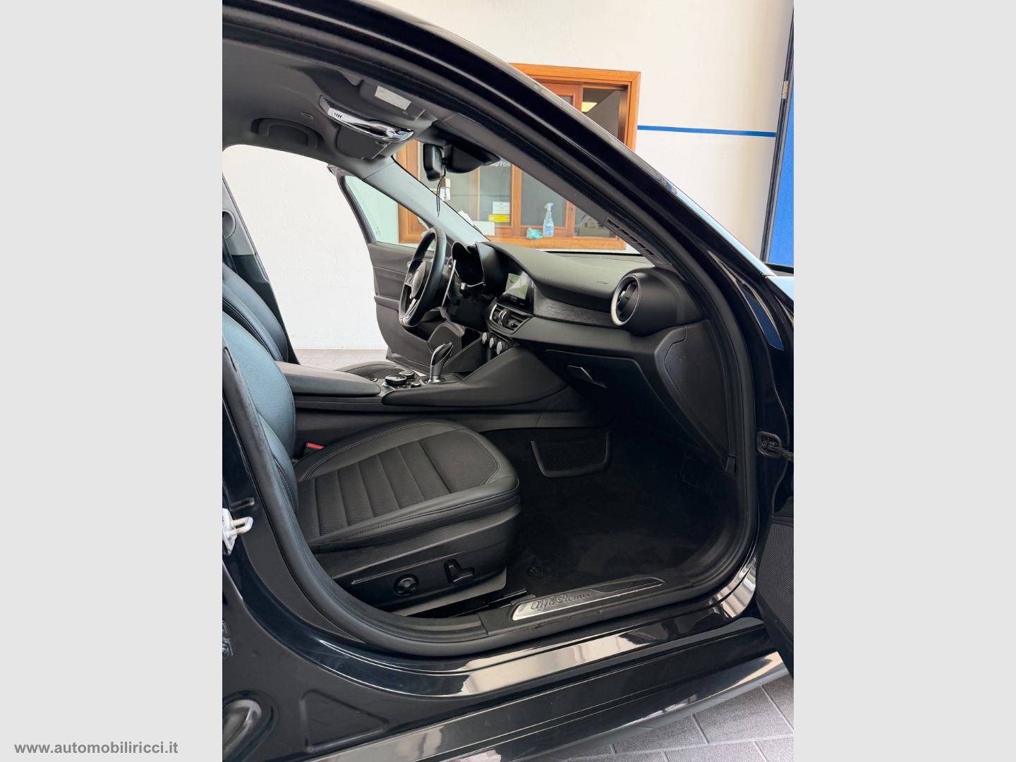 Giulia 2.2 TD 190CV AT8 AWD Q4 Executive - immagine 11