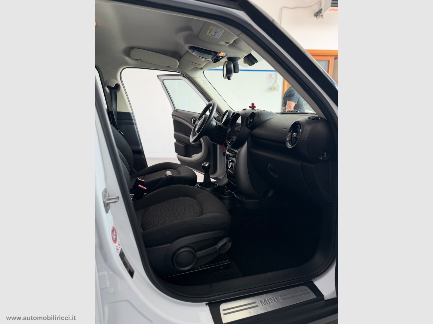 Mini COOPER Countryman - immagine 11