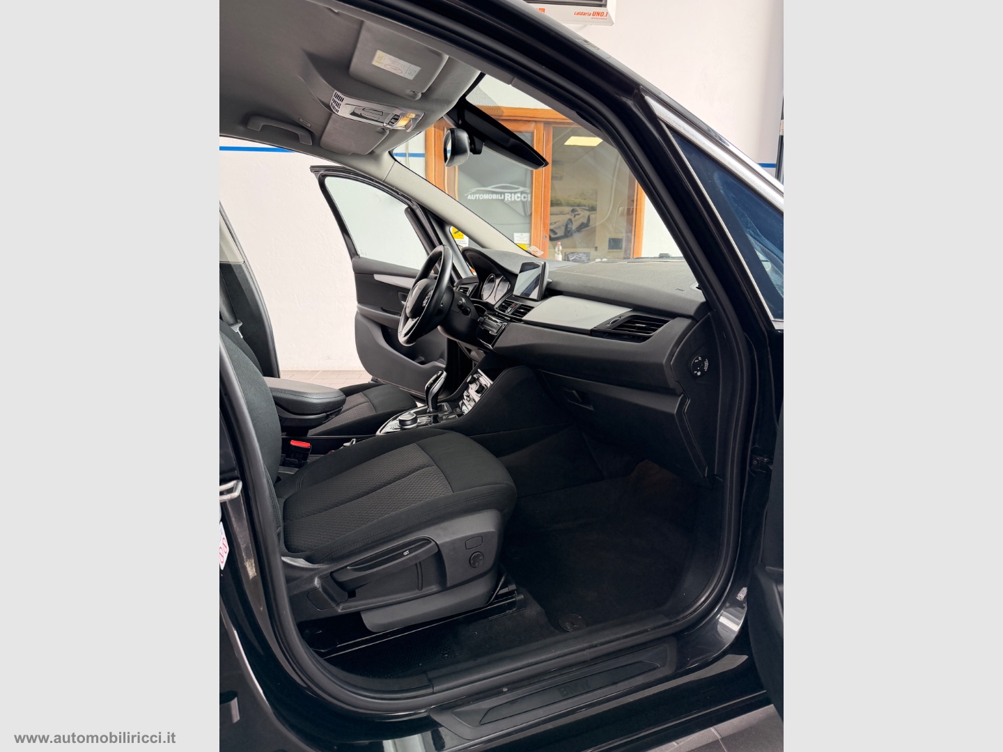 218i Gran Tourer 7 POSTI - immagine 11