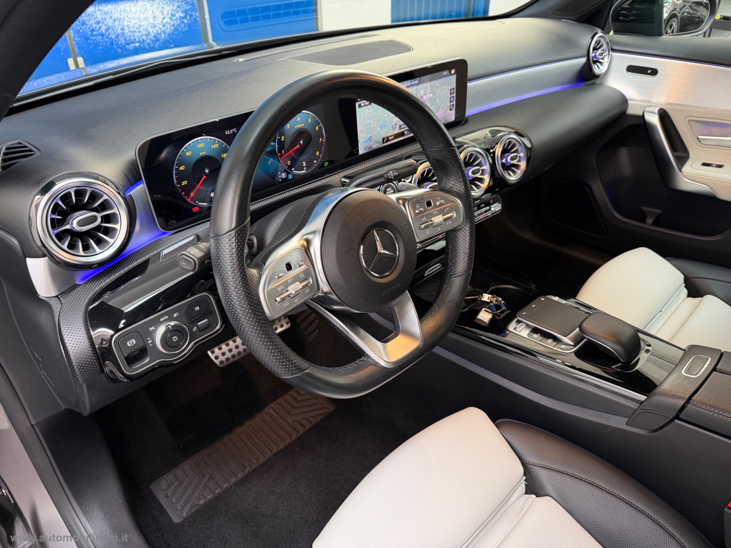 A 250 Automatic Premium 59.000KM - immagine 11