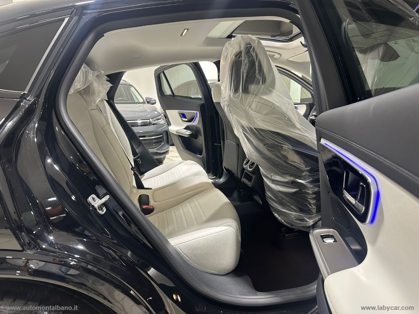 GLC 220 d 4Matic Coupé AMG Line Premium - immagine 11
