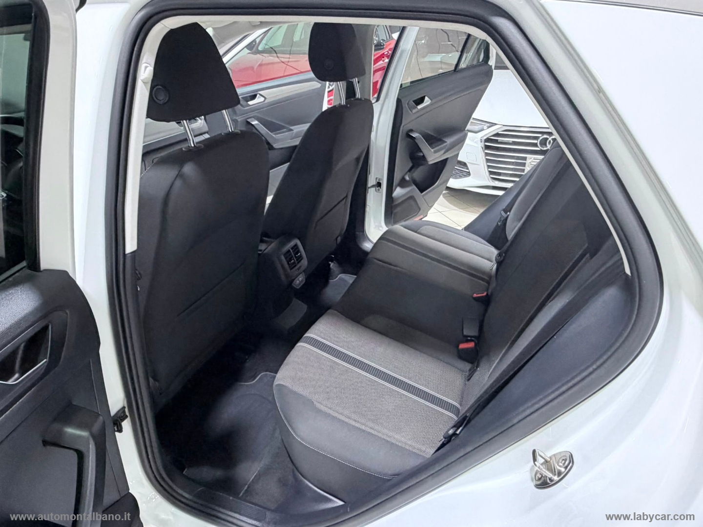T-Roc 1.6 TDI SCR Business BlueMot.Tech. - immagine 11
