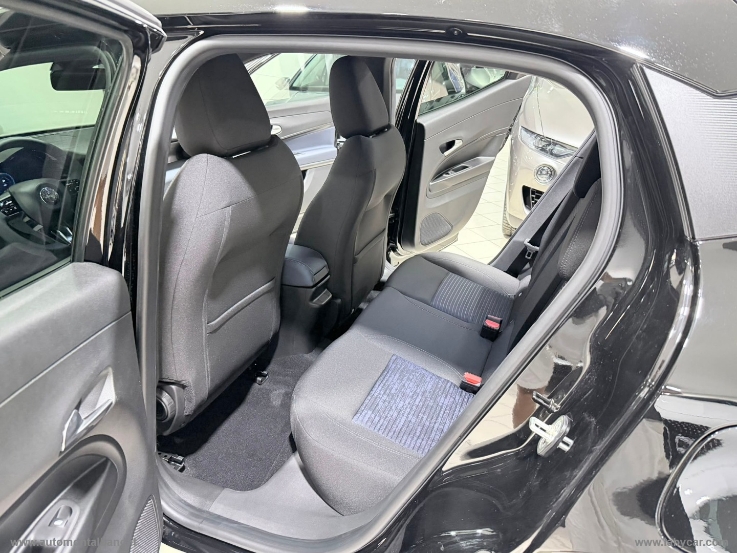 Junior 1.2 145 CV Hybrid eDCT6 Sprint - immagine 11